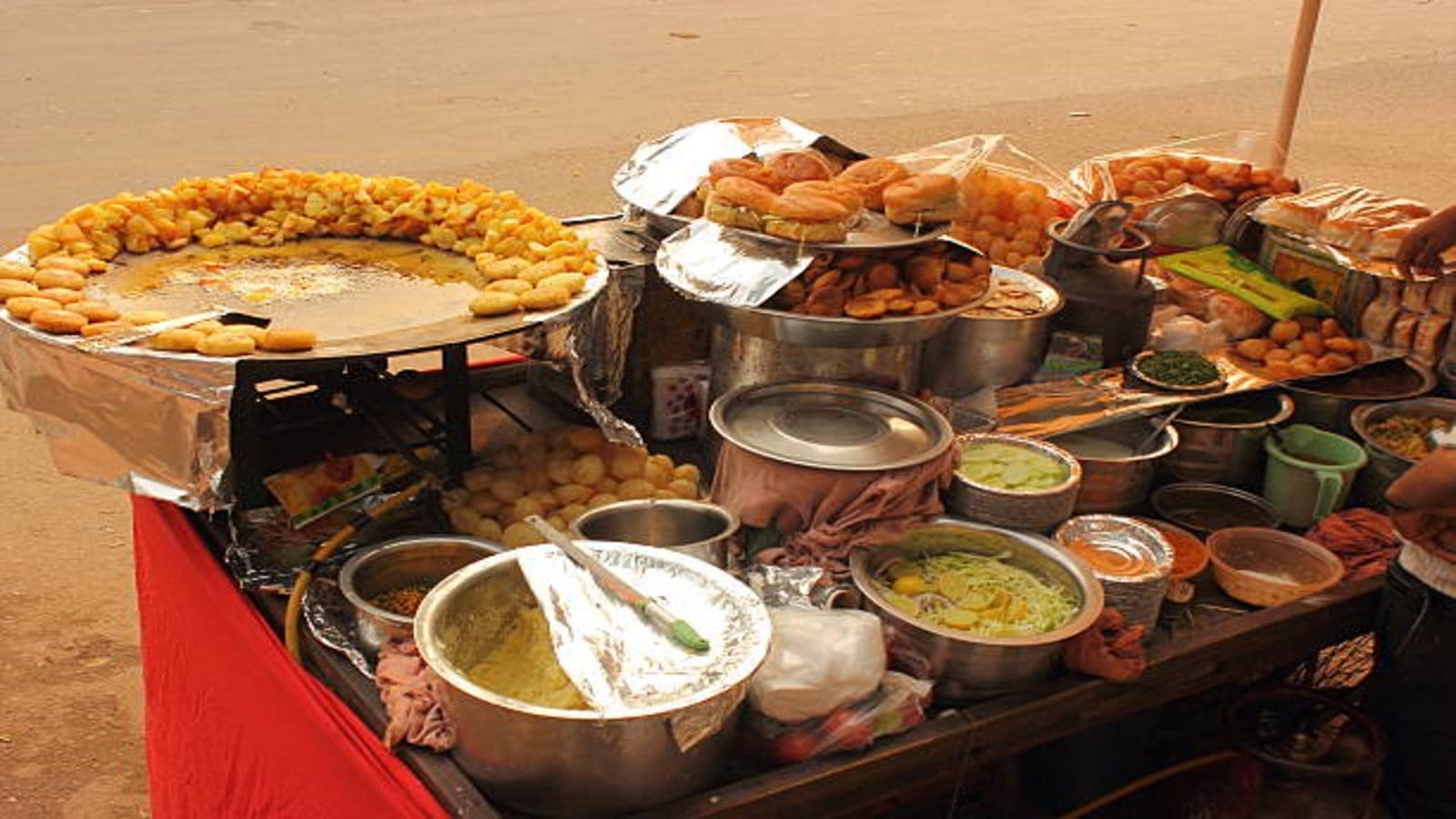 India’s Delhi Municipal Corporation to introduce health trade licenses for street-food vendors