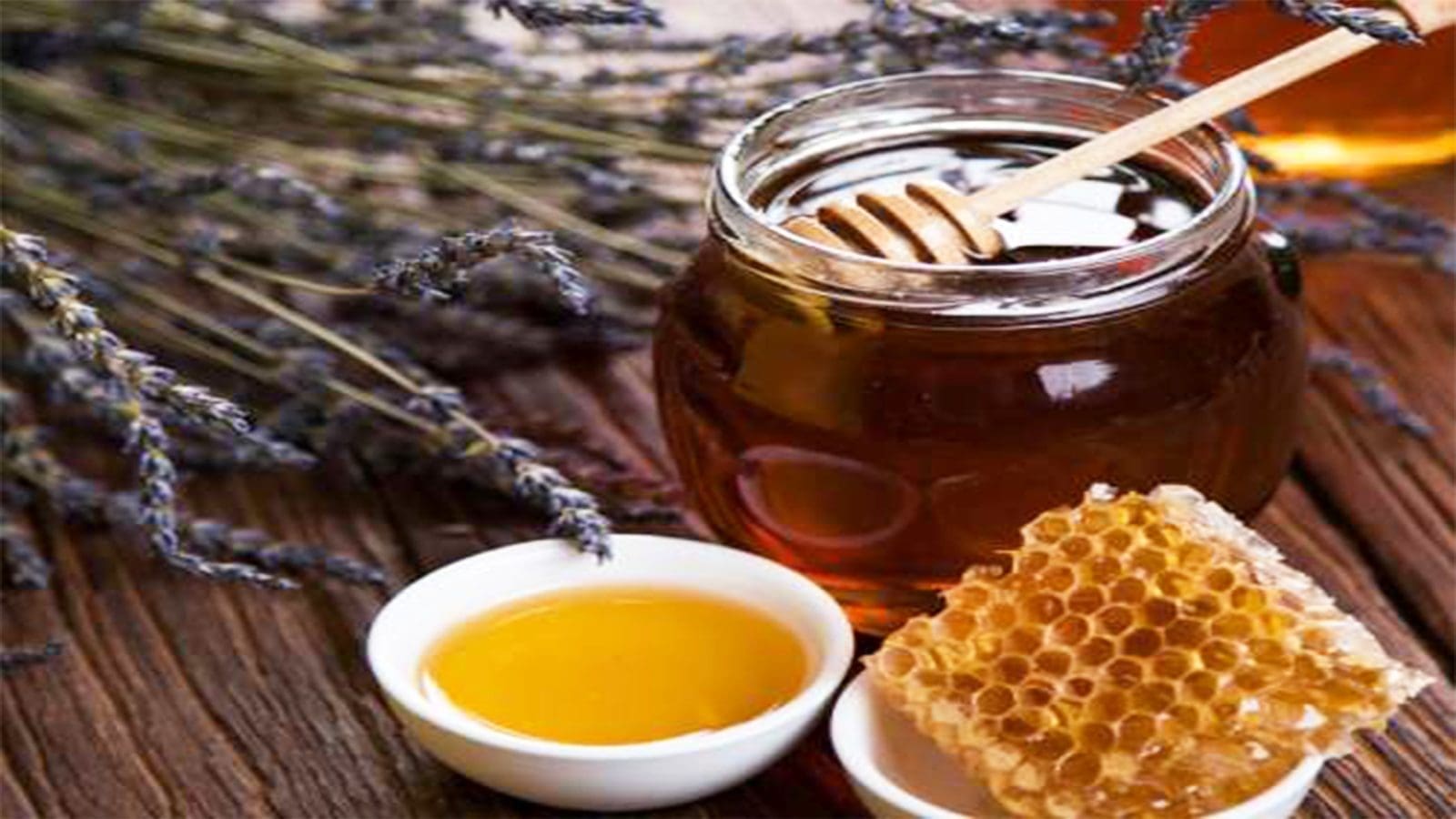 Experts stress need for establishing honey testing labs to promote beekeeping